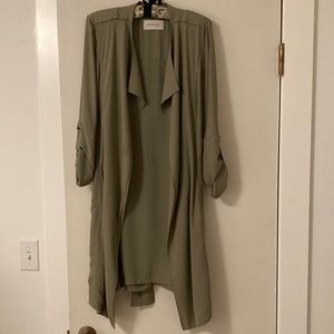 Aritzia light weight jacket
